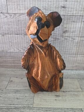 Cedar Chainsaw Wooden Bear Figurine